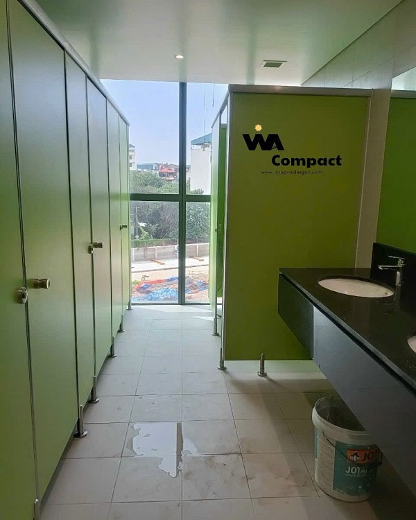 vách ngăn vệ sinh compact HPL Biên Hòa