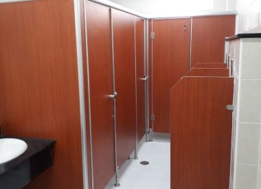 THI CÔNG VÁCH NGĂN VỆ SINH COMPACT TẠI KHU CÔNG NGHIỆP ĐỒNG NAI ,BÀ RỊA -VŨNG TÀU , BÌNH DƯƠNG.