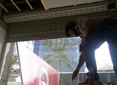 CỬA CUỐN BIÊN HÒA-THI CÔNG SUA CHUA  CỬA CUỐN TẠi  ĐỒNG NAI- CỬA CUỐN BIÊN HÒA GIÁ RẺ.