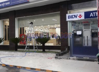 CỬA CUỐN -  CỬA CUỐN TITADDOR- CỬA KÉO  - CHUYÊN THI CÔNG CỬA CUỐN GIÁ RẺ BẤT NGỜ