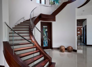 THI CÔNG CẦU THANG, LAN CAN KÍNH CƯỜNG LỰC UY TÍN TẠI BIÊN HÒA, ĐỒNG NAI