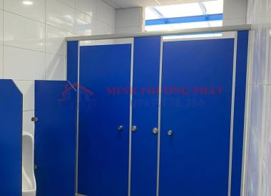 THI CÔNG LẮP ĐẶT, BÁO GIÁ VÁCH NGĂN COMPACT HPL CHỐNG NƯỚC, BỀN, ĐẸP, GIÁ RẼ TẠI BÌNH DƯƠNG