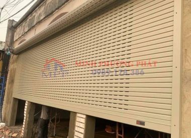 BÁO GIÁ CỬA CUỐN ĐỨC AUSTDOOR CAO CẤP MẪU MỚI NHẤT NĂM 2025.