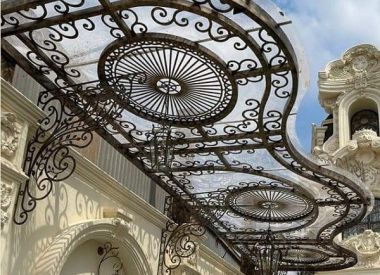 HOA SẮT MỸ THUẬT,MÁI KÍNH MỸ THUẬT ,CẦU THANG ,LAN CAN MỸ THUẬT BIÊN HÒA ĐỒNG NAI.